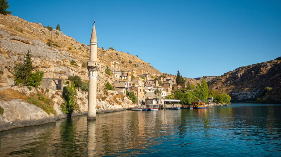 How to Spend 2 Days in Halfeti?
